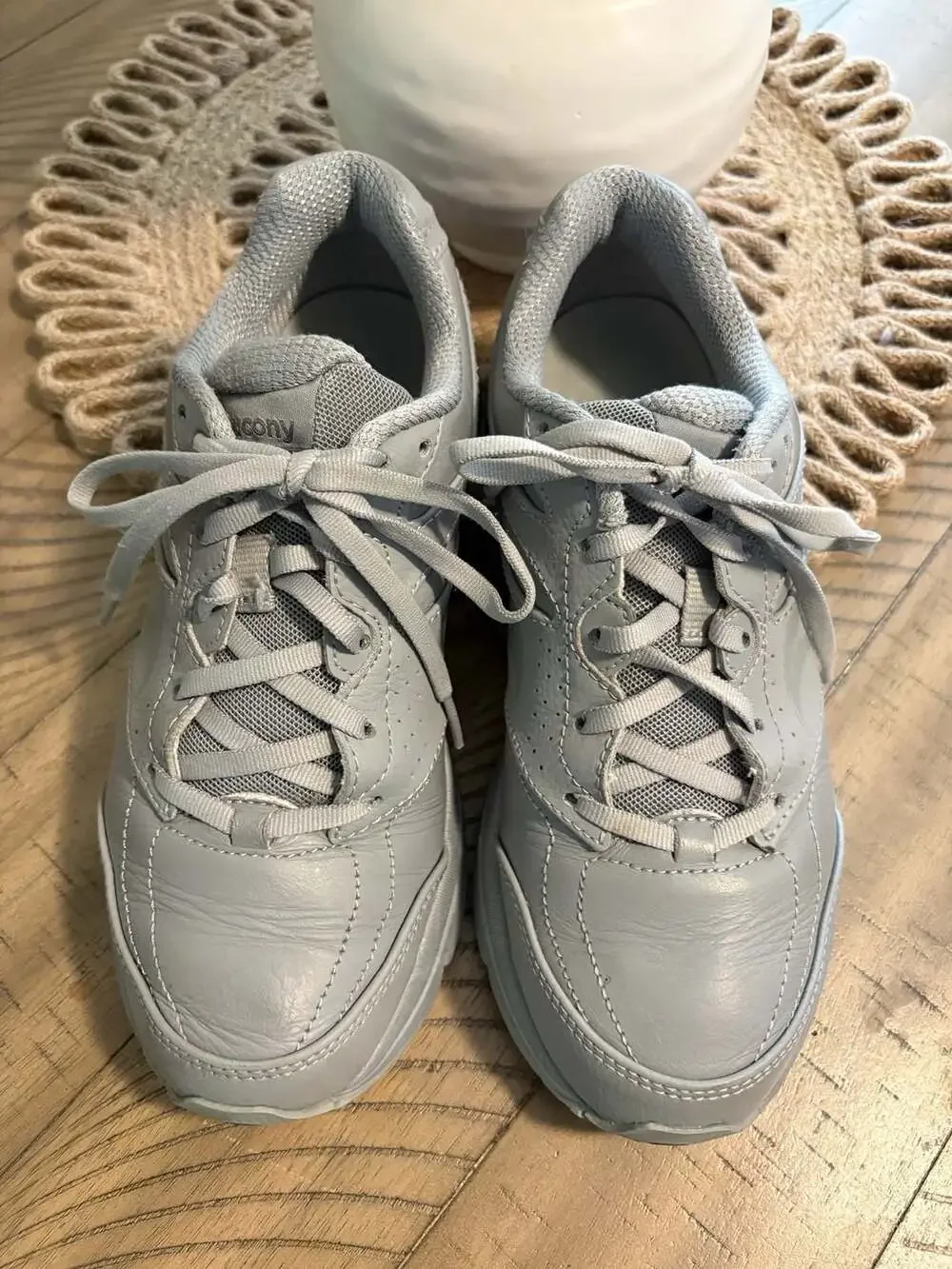Saucony Women's size 8 Integrity Walker 3 Walking Shoes in Grey  (5)
